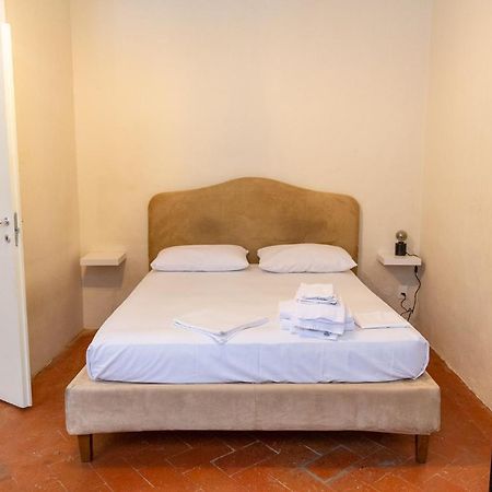 Charming Apartment By Bargello Museum فلورنس المظهر الخارجي الصورة